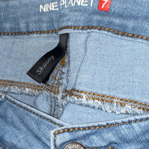 Nine Planet Skinny Jeans Size 7 Light Wash Blue Denim Stretch Womens - Picture 2 of 6